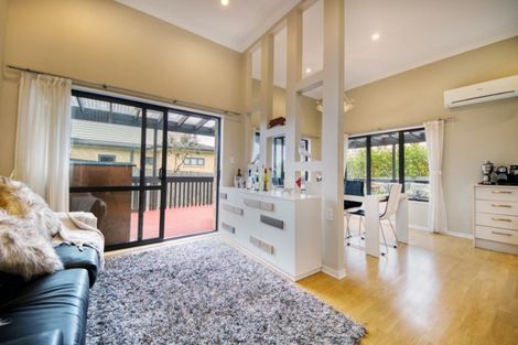 Photo of property in 29 Midhurst Avenue, Henderson, Auckland, 0612