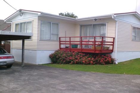 Photo of property in 16 Saint Leonards Road, Kelston, Auckland, 0602