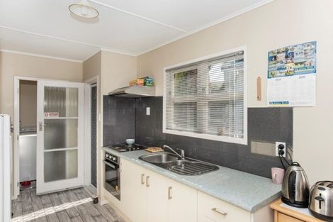 Photo of property in 4 Einstein Street, Outer Kaiti, Gisborne, 4010