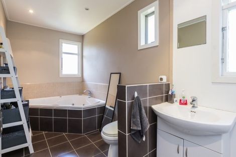 Photo of property in 10 Bradford Street, Bradford, Dunedin, 9011