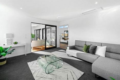 Photo of property in 9 Mersham Drive, Prebbleton, 7604