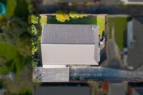 Photo of property in 2/52 Athlone Crescent, Avalon, Lower Hutt, 5011