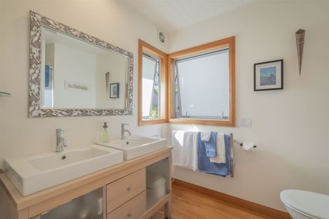 Photo of property in 22 Tairua Terrace, Tairua, 3508