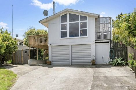 Photo of property in 58 Brian Crescent, Stanmore Bay, Whangaparaoa, 0932