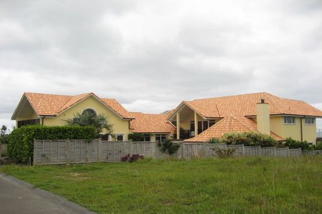 Photo of property in 78 Beauvoir Avenue, Matakatia, Whangaparaoa, 0930