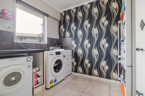 Photo of property in 52 Wakeman Street, Pahiatua, 4910