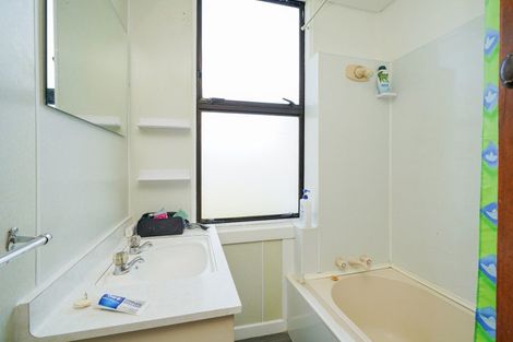 Photo of property in 99 Morton Street, Strathern, Invercargill, 9812