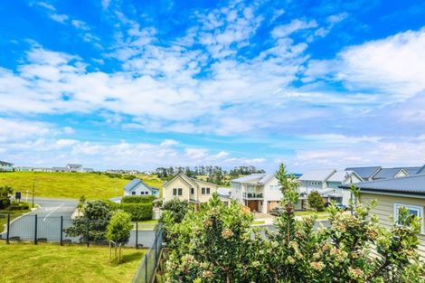 Photo of property in 3 Barcliff Terrace, Gulf Harbour, Whangaparaoa, 0930