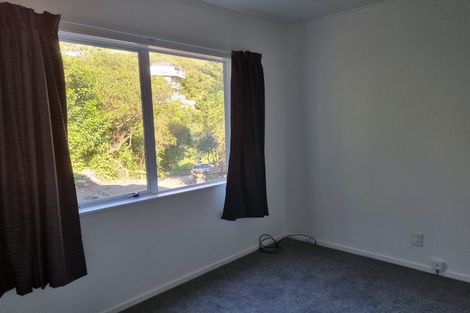 Photo of property in 2/54 Hungerford Road, Houghton Bay, Wellington, 6023