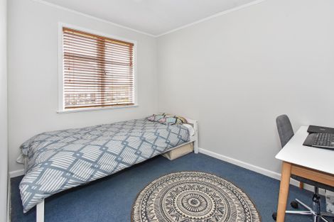 Photo of property in 2/11 Berkeley Road, Manurewa, Auckland, 2102