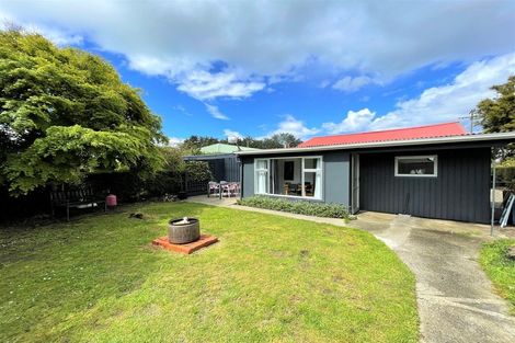 Photo of property in 11 Noble Street, Owaka, 9585