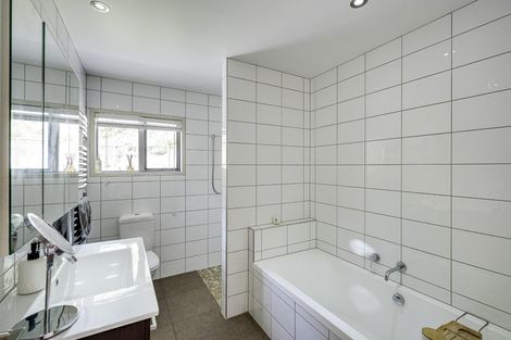 Photo of property in 41 Raratu Road, Kahuranaki, Havelock North, 4295