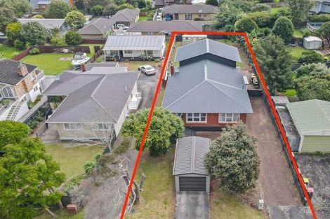 Photo of property in 21 Estuary Road, Weymouth, Auckland, 2103