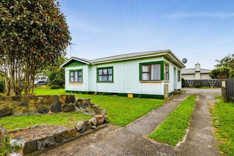 Photo of property in 73 Camberwell Road, Hawera, 4610