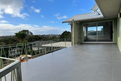 Photo of property in 3/53 Onewa Road, Northcote, Auckland, 0627