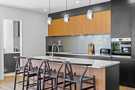 Photo of property in 11 Cutfield Lane, Kumeu, 0810