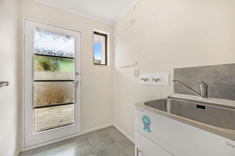 Photo of property in 142 Holborn Drive, Stokes Valley, Lower Hutt, 5019