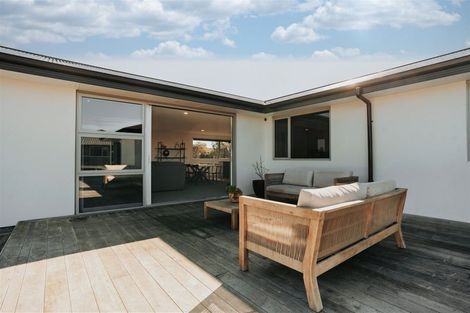 Photo of property in 40 Mcneil Street, Balclutha, 9230