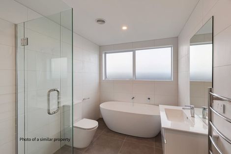 Photo of property in 24 Evelyn Crescent, Marshland, Christchurch, 8083