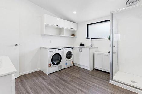 Photo of property in 46b Captain Scott Road, Glen Eden, Auckland, 0602