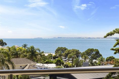 Photo of property in 3a/5 The Promenade, Takapuna, Auckland, 0622
