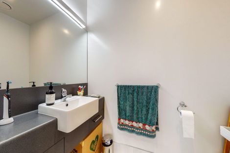 Photo of property in 13 San Sebastian Road, Kelburn, Wellington, 6012