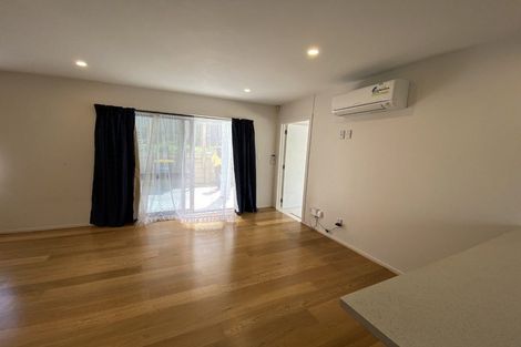 Photo of property in 10 Ensign Place, Hillcrest, Auckland, 0627