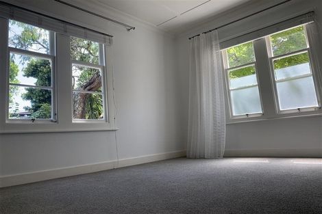 Photo of property in 9 Hillside Crescent South, Leigh, Auckland, 0985