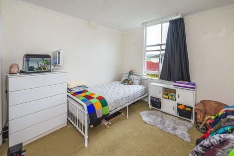 Photo of property in 4 Ashton Terrace, Castlecliff, Whanganui, 4501