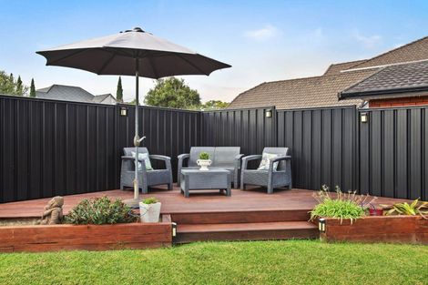 Photo of property in 18 Deanna Drive, West Harbour, Auckland, 0618