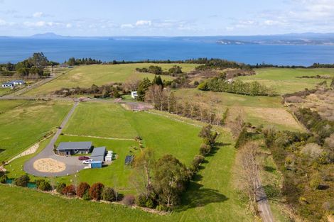 Photo of property in 70 Parerohi Grove, Kuratau, Turangi, 3381
