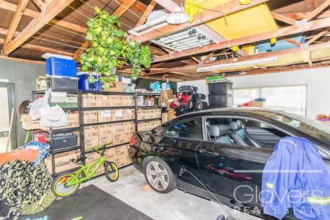 Photo of property in 31b Avonleigh Road, Green Bay, Auckland, 0604