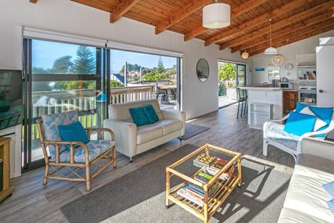 Photo of property in 3 Kon Tiki Road, Whiritoa, Whangamata, 3691