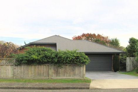 Photo of property in 4 Rawene Street, Waikanae, 5036