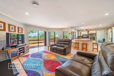 Photo of property in 15 Malcolm Gillies Grove, Totara Park, Upper Hutt, 5018