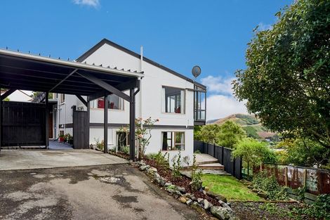 Photo of property in 18c Caesars Place, Churton Park, Wellington, 6037