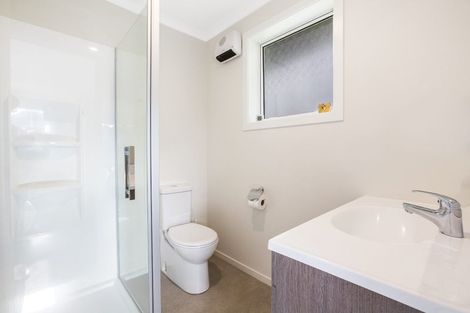 Photo of property in 11 Banks Boulevard, Whitby, Porirua, 5024