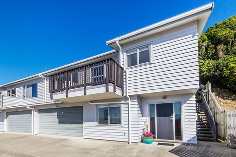 Photo of property in 7d Marjory Close, Broadmeadows, Wellington, 6035