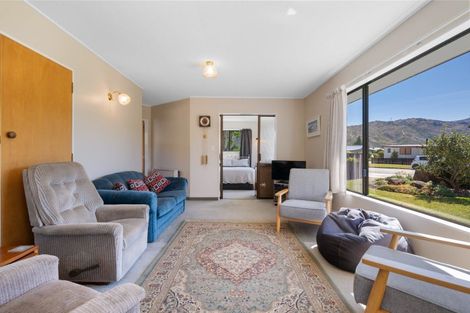 Photo of property in 15 Orchard Street, Clyde, 9330