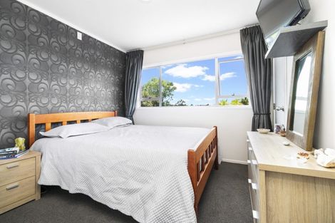 Photo of property in 2 Titiwai Place, Birkenhead, Auckland, 0626
