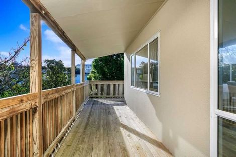 Photo of property in 12a Montgomery Avenue, Rothesay Bay, Auckland, 0630