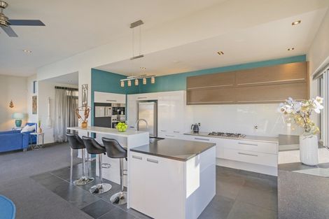 Photo of property in 17 Aquila Drive, Whitianga, 3510