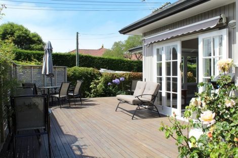 Photo of property in 2 Arthur Street, Holmes Hill, Oamaru, 9401