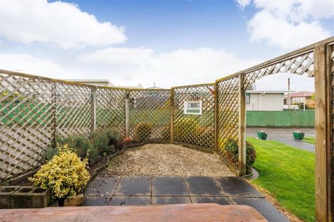 Photo of property in 12a Oxford Street, Marton, 4710