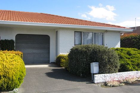 Photo of property in 2/114 Veitches Road, Casebrook, Christchurch, 8051