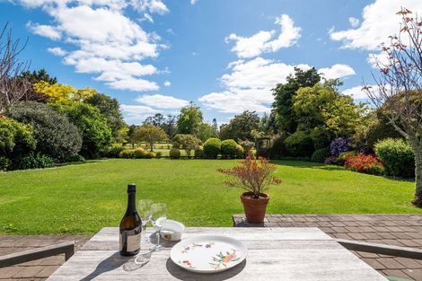 Photo of property in 8 Terrylyn Drive, Hillcrest, Auckland, 0627