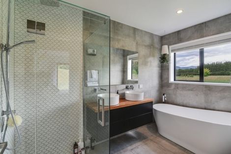 Photo of property in 36 Domain Road, Speargrass Flat, Queenstown, 9371