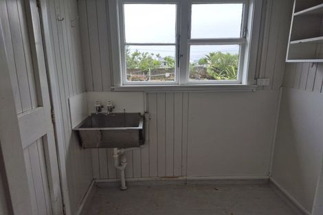 Photo of property in 43 Peel Street, Westport, 7825