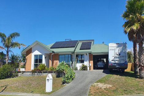 Photo of property in 130 Bream Bay Drive, Ruakaka, 0116