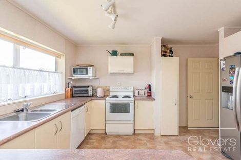 Photo of property in 16 Milan Drive, Glen Eden, Auckland, 0602